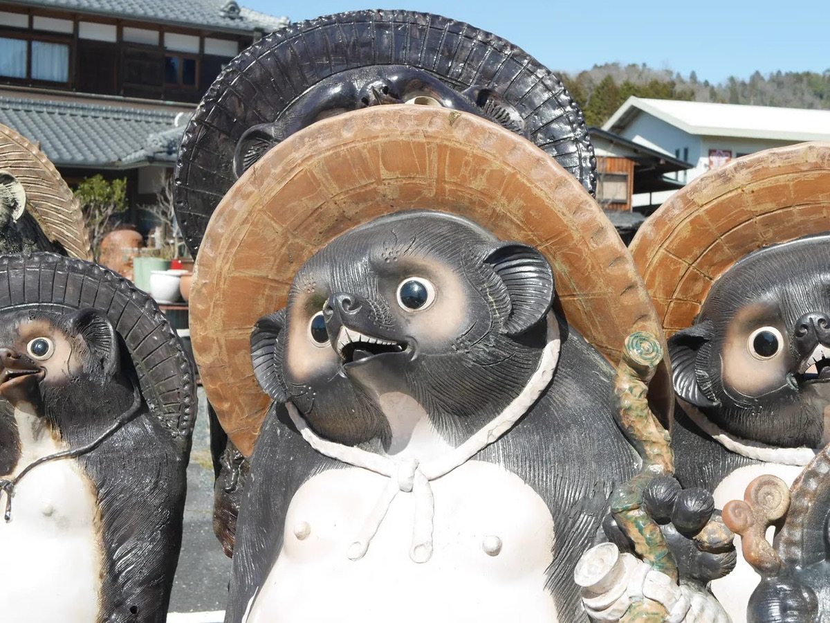 信楽の店先の別カット