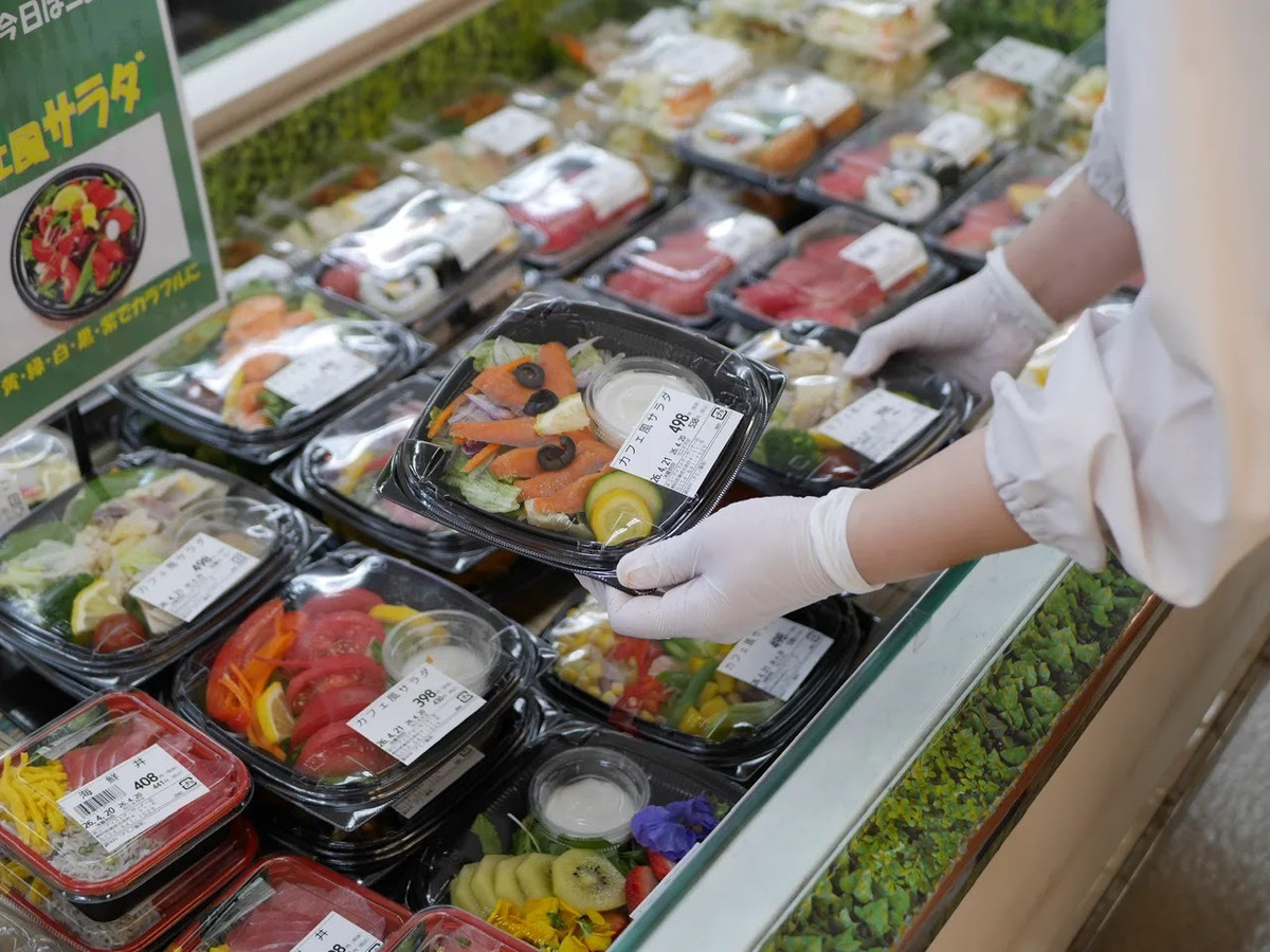 静岡のスーパーの売場